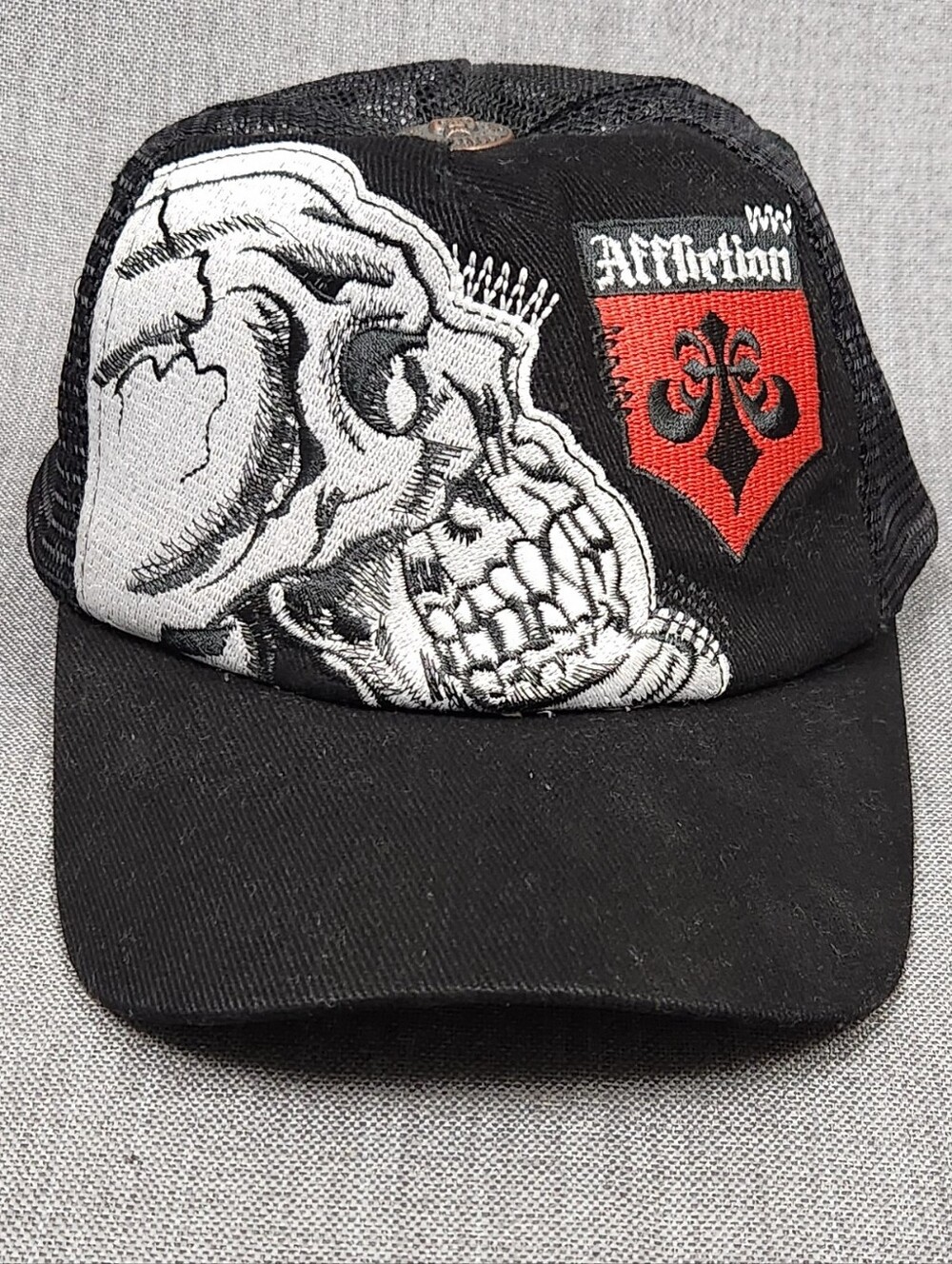 Affliction Skull Graphic Curved Bill Adjustable Snapback Hat. Unisex